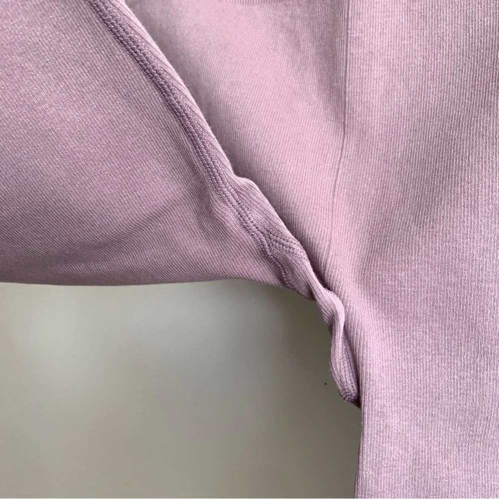 New Everlane The Seamless Legging in Dusty Lavender - Picture 3 of 9